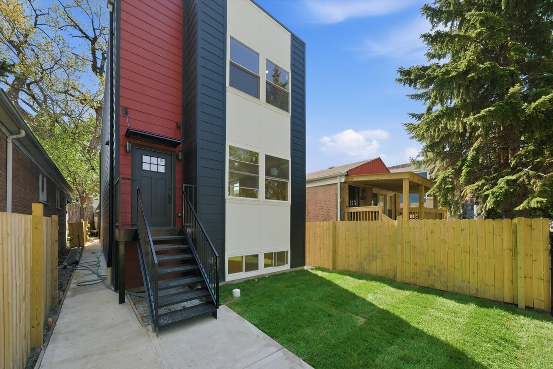 House in Chicago, Illinois, United States 2 - 17929227