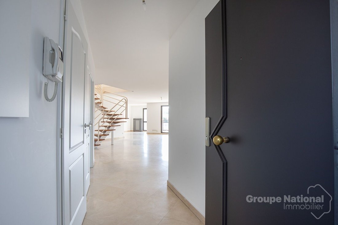 Apartment in Sans Souci-Dauphiné, Lyon 3e Arrondissement, Lyon 5 - 15735647