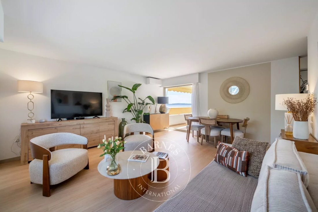 Apartment in Saint Joseph, Cannes, France 2 - 17941146
