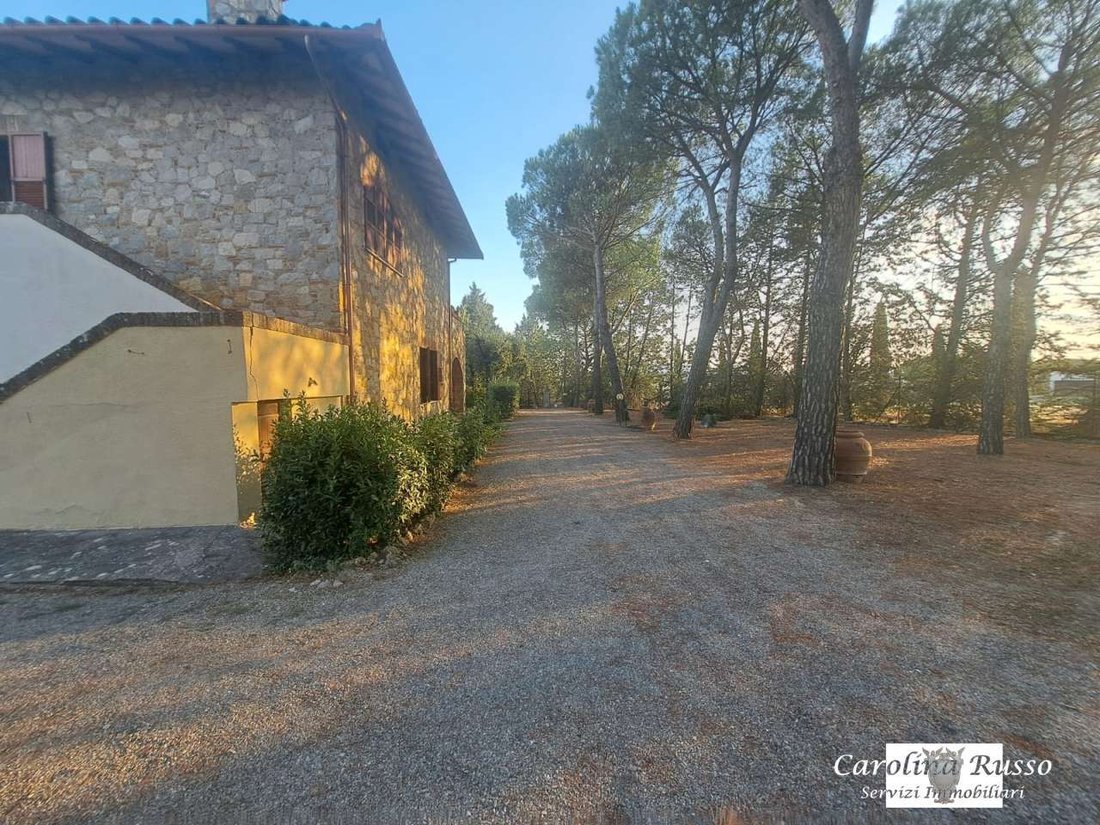 Country House in Castiglione del Lago, Umbria, Italy 3 - 16623016