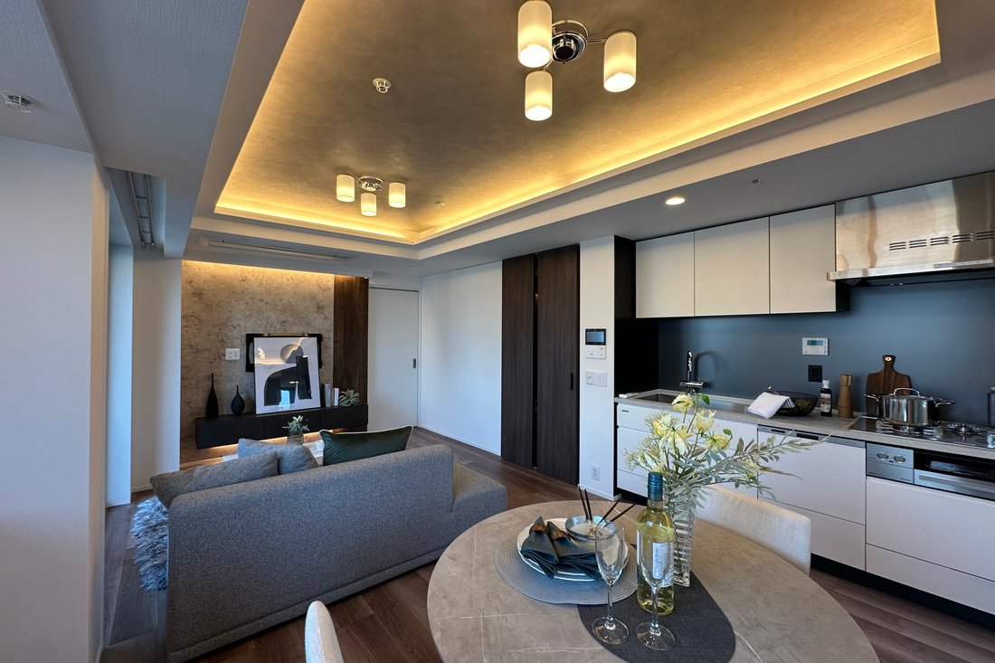 Condo in Shibuya City, Tokyo, Japan 2 - 17945174