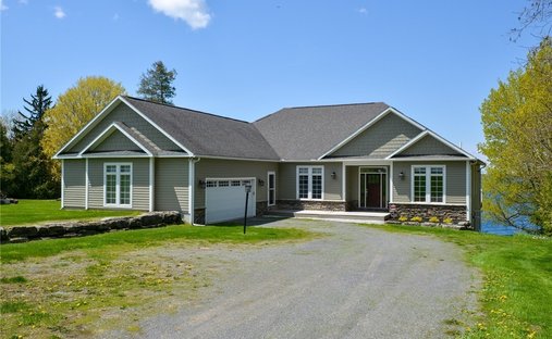 House in Cape Vincent, New York, United States 1