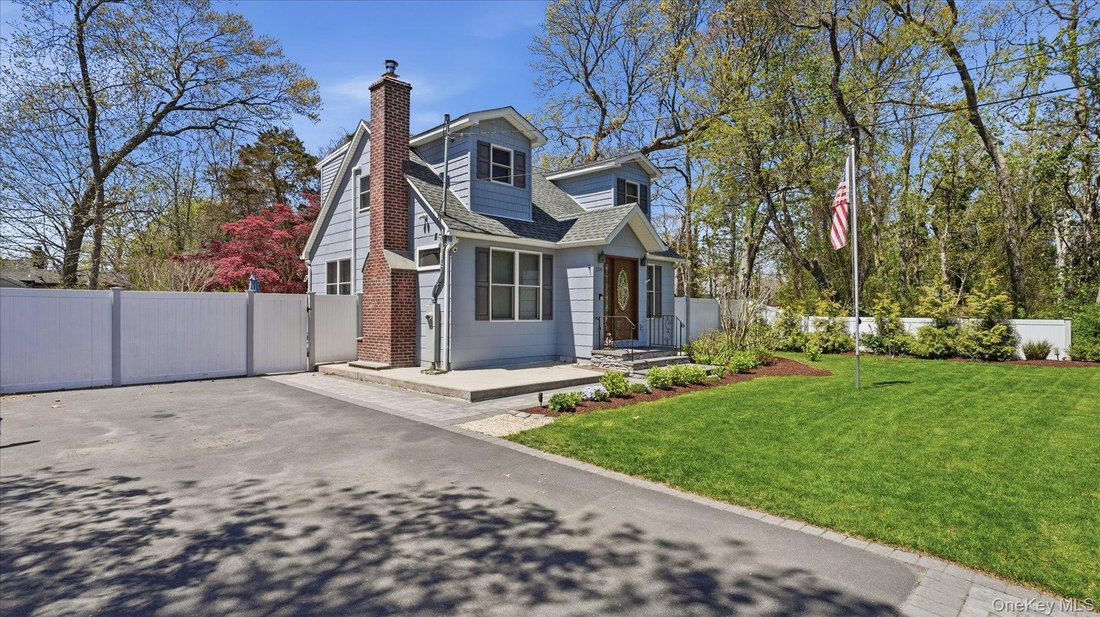 House in Mastic Beach, New York, United States 3 - 17939638