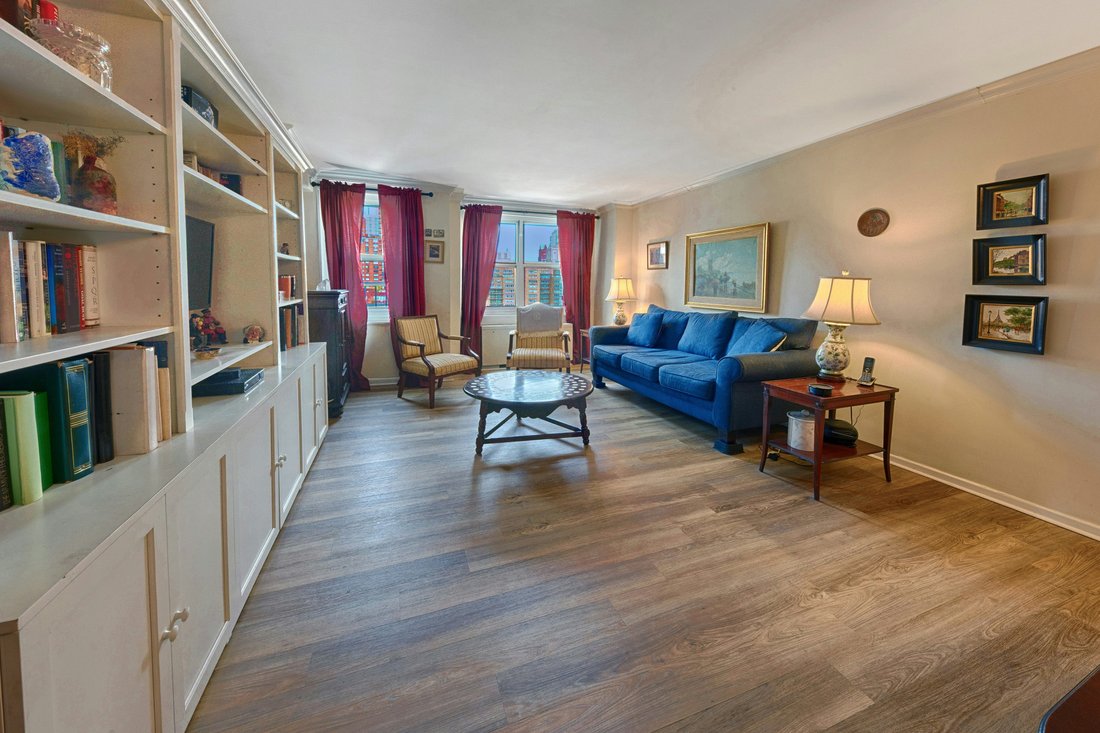 Co Op in New York, New York, United States 1 - 17823090
