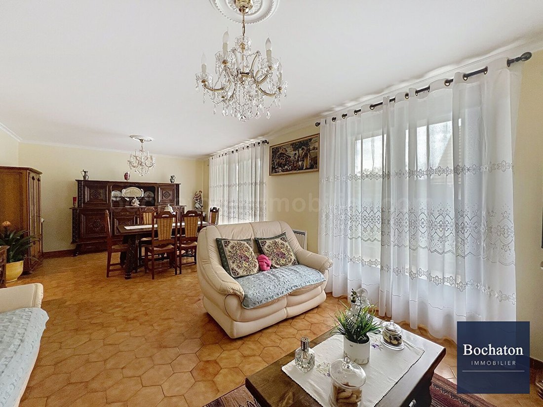 House in Vétraz-Monthoux, Auvergne-Rhône-Alpes, France 4 - 15765399