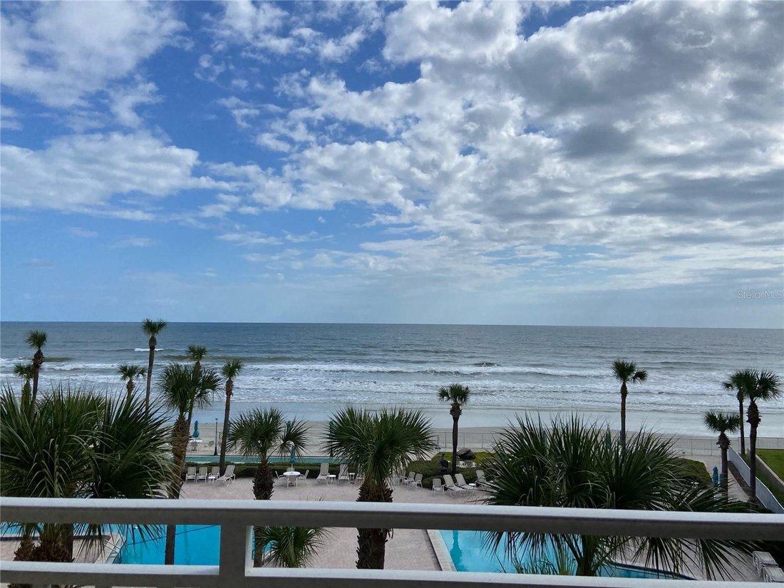 Condo in New Smyrna Beach, Florida, United States 3 - 17940683