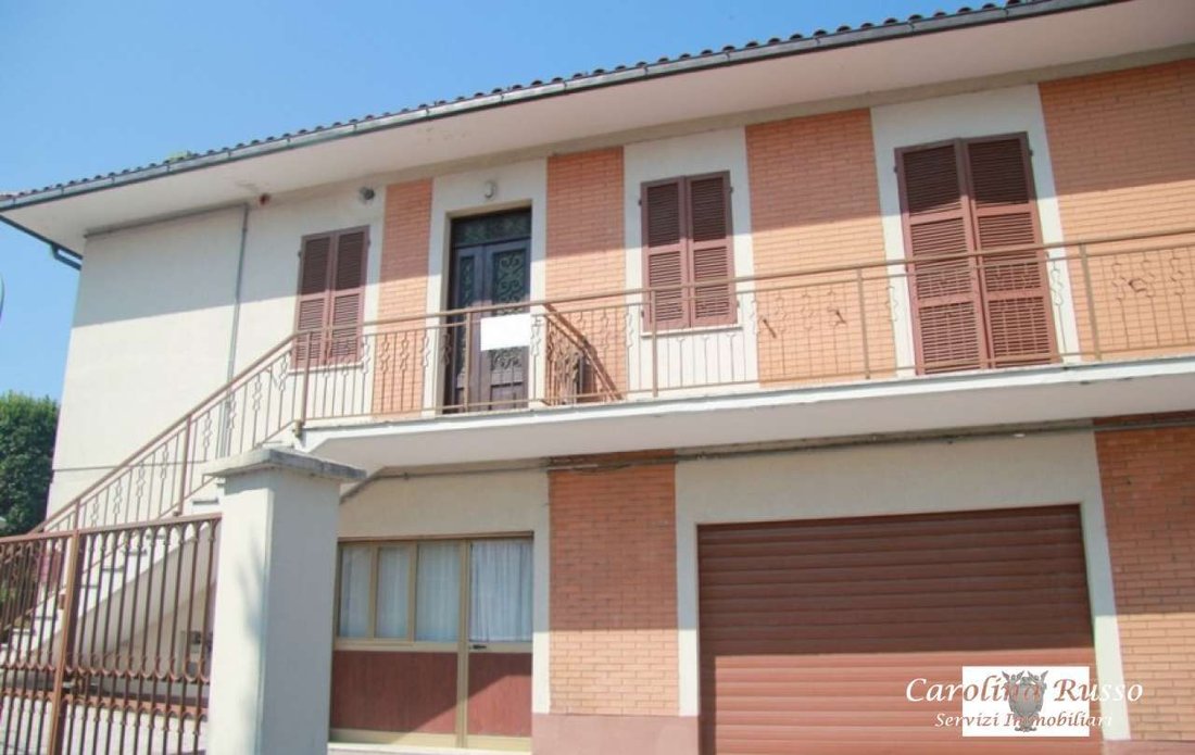 Villa in Camerino, Marche, Italy 2 - 16623425