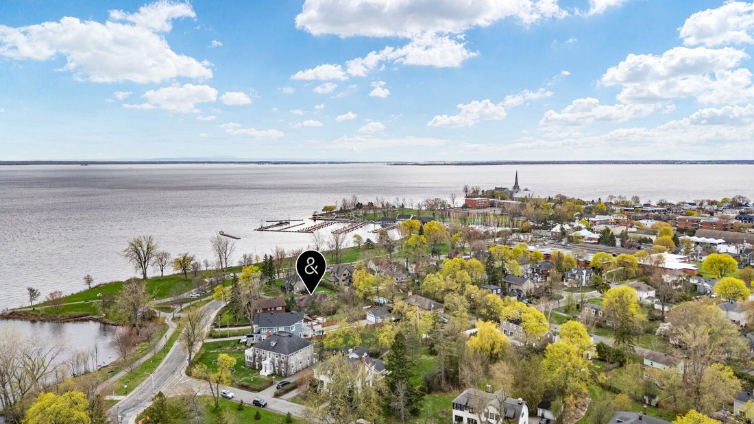 House in Pointe-Claire, Quebec, Canada 2 - 17936356