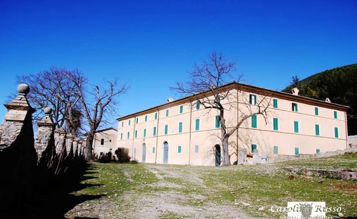 Castello a Campello sul Clitunno, Umbria, Italia 1