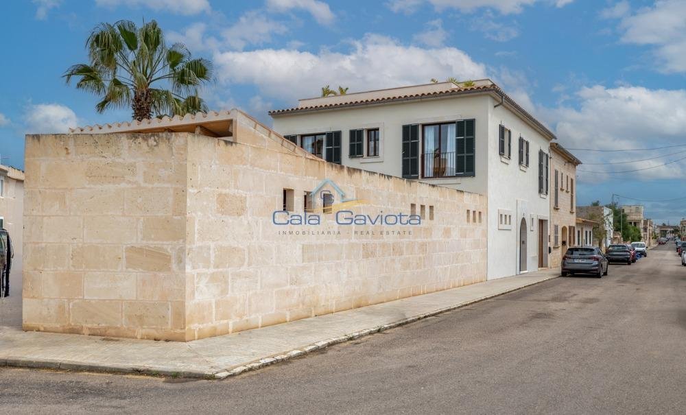 House in ses Salines, Balearic Islands, Spain 1 - 17932760