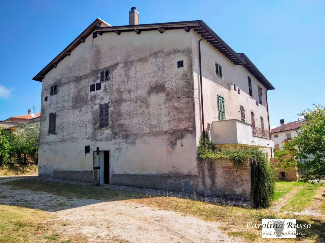 Country House in Montefalco, Umbria, Italy 4 - 16623470