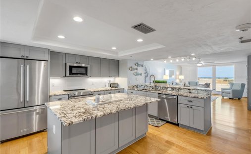 Condo in New Smyrna Beach, Florida, United States 1