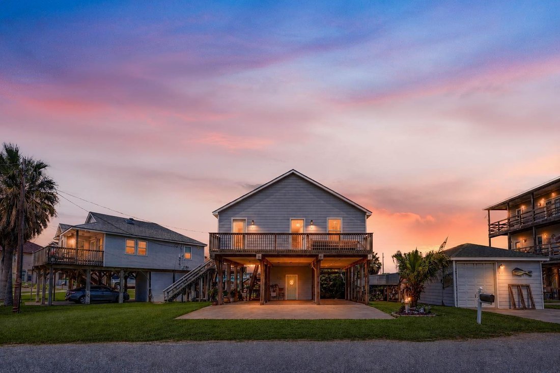 House in Freeport, Texas, United States 2 - 17937068
