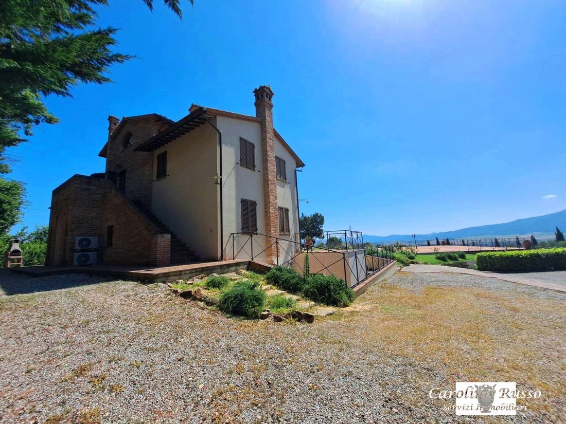 Country House in Lake Trasimeno, Umbria, Italy 2 - 16622958