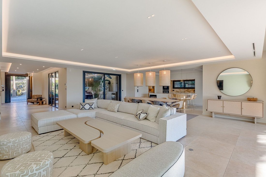 Villa in Nartelle-Noyer-Bellevue-bd des Sardinaux, Sainte-Maxime, France 4 - 16707046