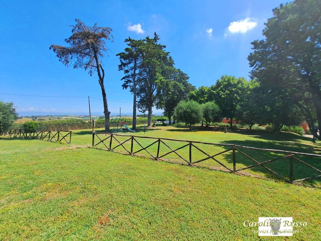 Country House in Castiglione del Lago, Umbria, Italy 4 - 16623707