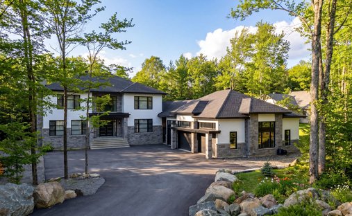 Haus in Prévost, Québec, Kanada 1