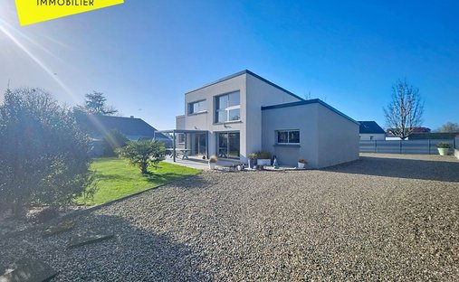 Haus in Brehal, Normandie, Frankreich 1