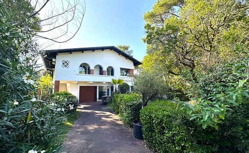 House in Cazaux, La Teste-de-Buch, France 1