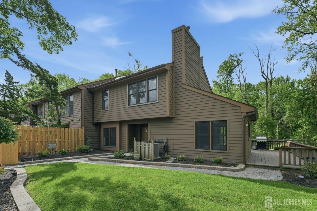 Townhouse in Metuchen, New Jersey, United States 2 - 17943051