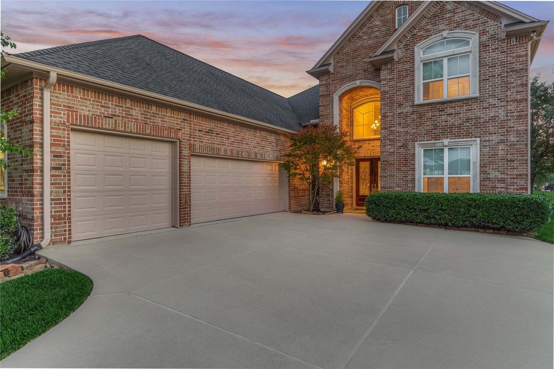 House in Conroe, Texas, United States 4 - 17938756