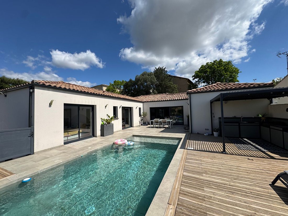Villa in Murviel-les-Beziers, Occitania, France 1 - 16757721