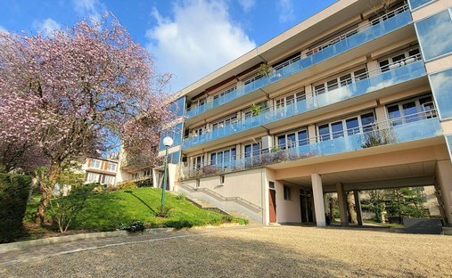 Apartment in Forêt, Saint-Germain-en-Laye, France 1