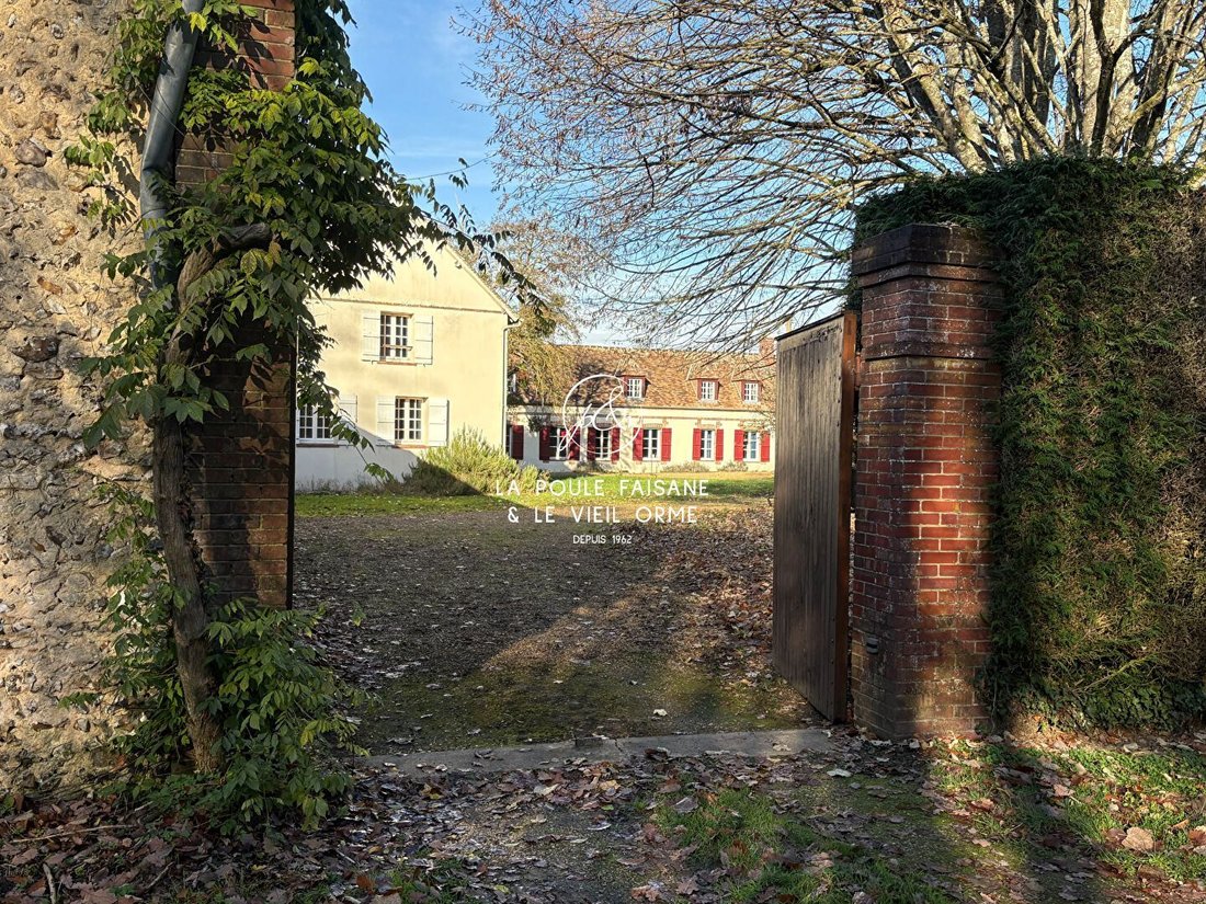 House in Houdan, Ile-de-France, France 2 - 16661624
