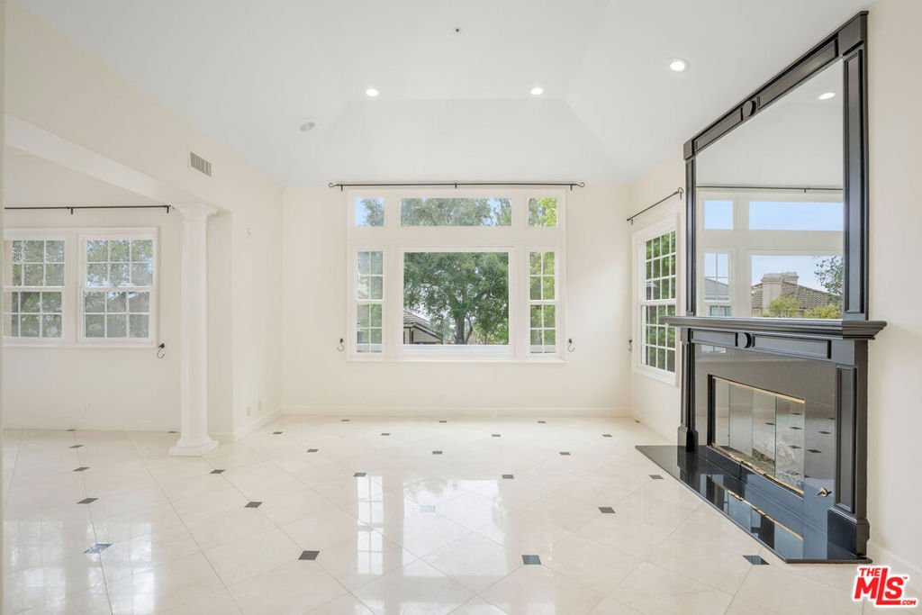 House in Los Angeles, California, United States 4 - 17865036