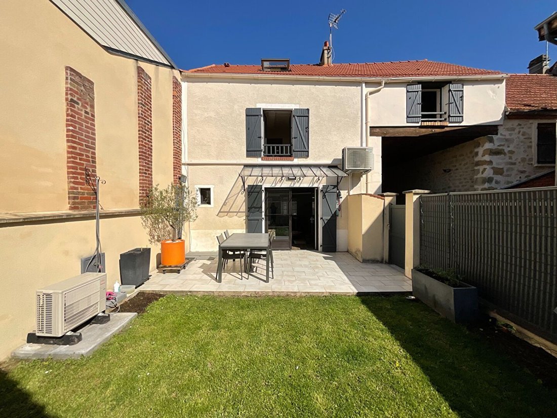 House in Maurecourt, Ile-de-France, France 1 - 17118010