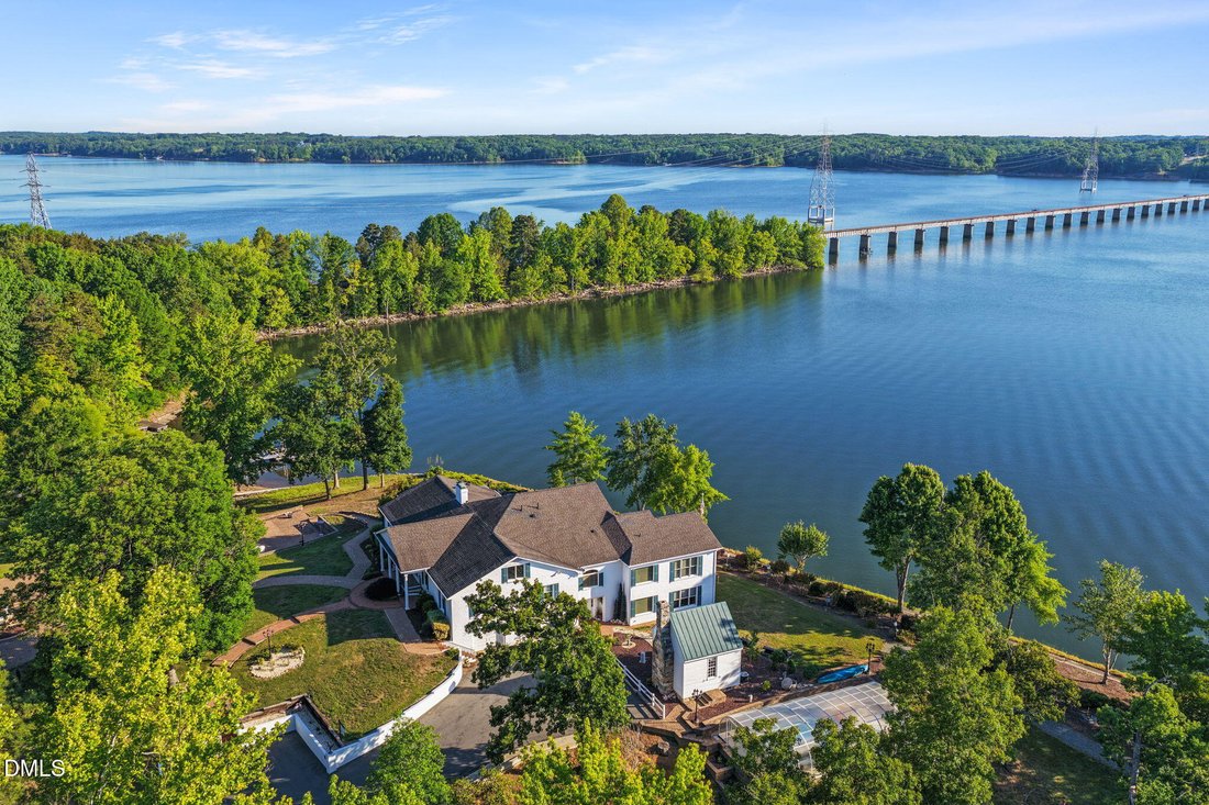 House in Clarksville, Virginia, United States 1 - 17514145