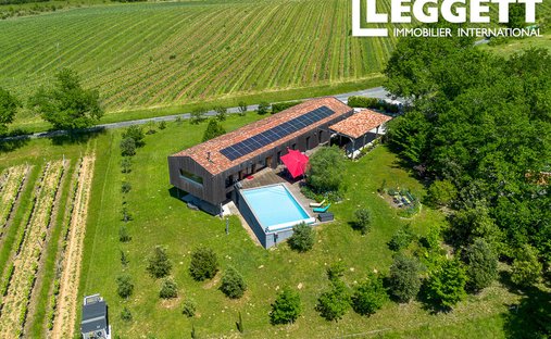 House in Mauroux, Occitania, France 1