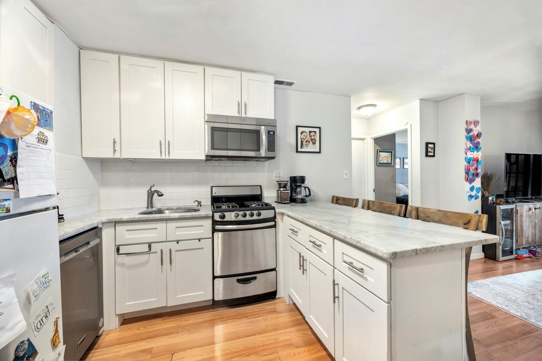 Co Op in New York, New York, United States 2 - 17727560