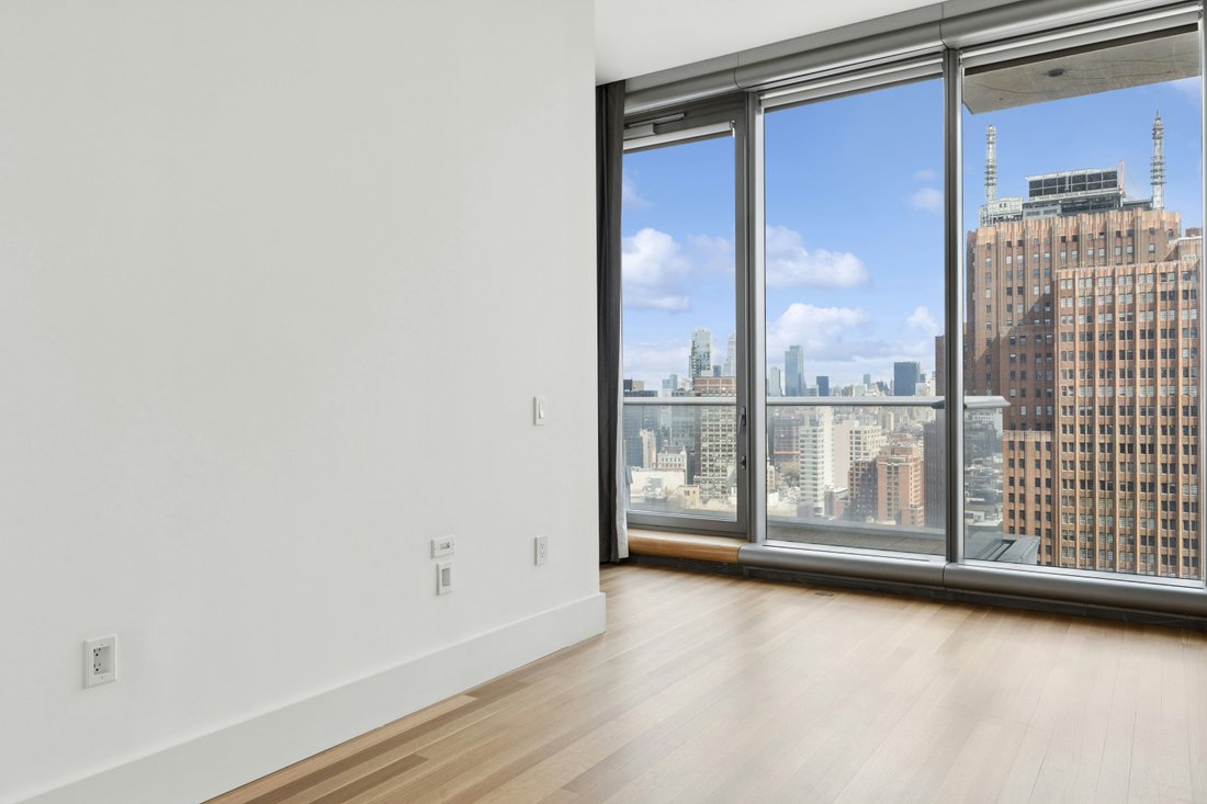 Condo in New York, New York, United States 4 - 17696382