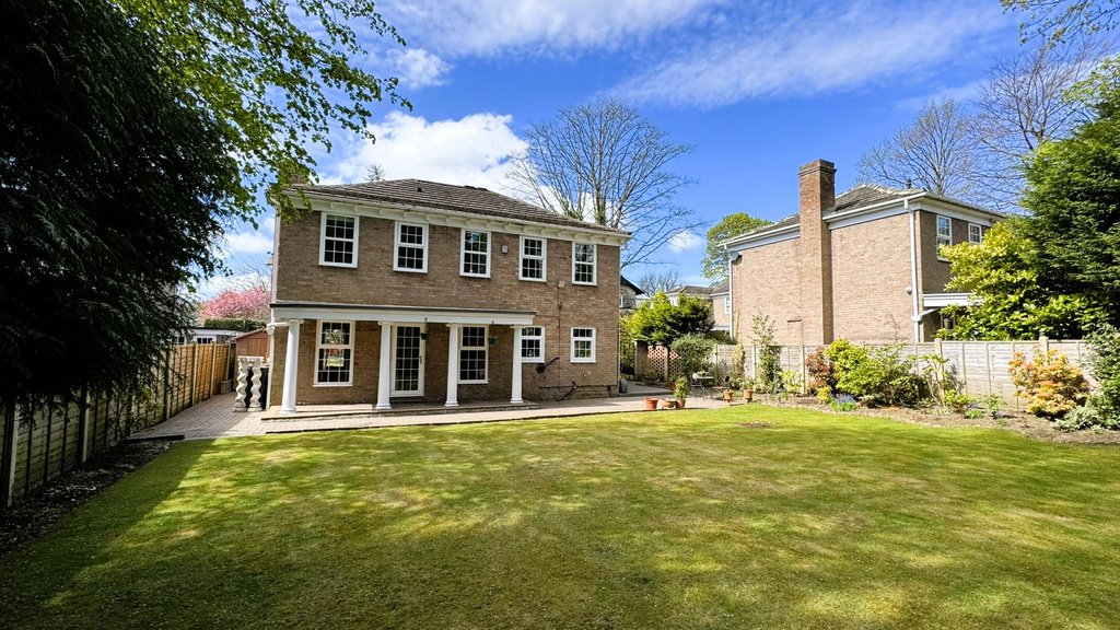 House in West Park, Leeds, England 1 - 17935182