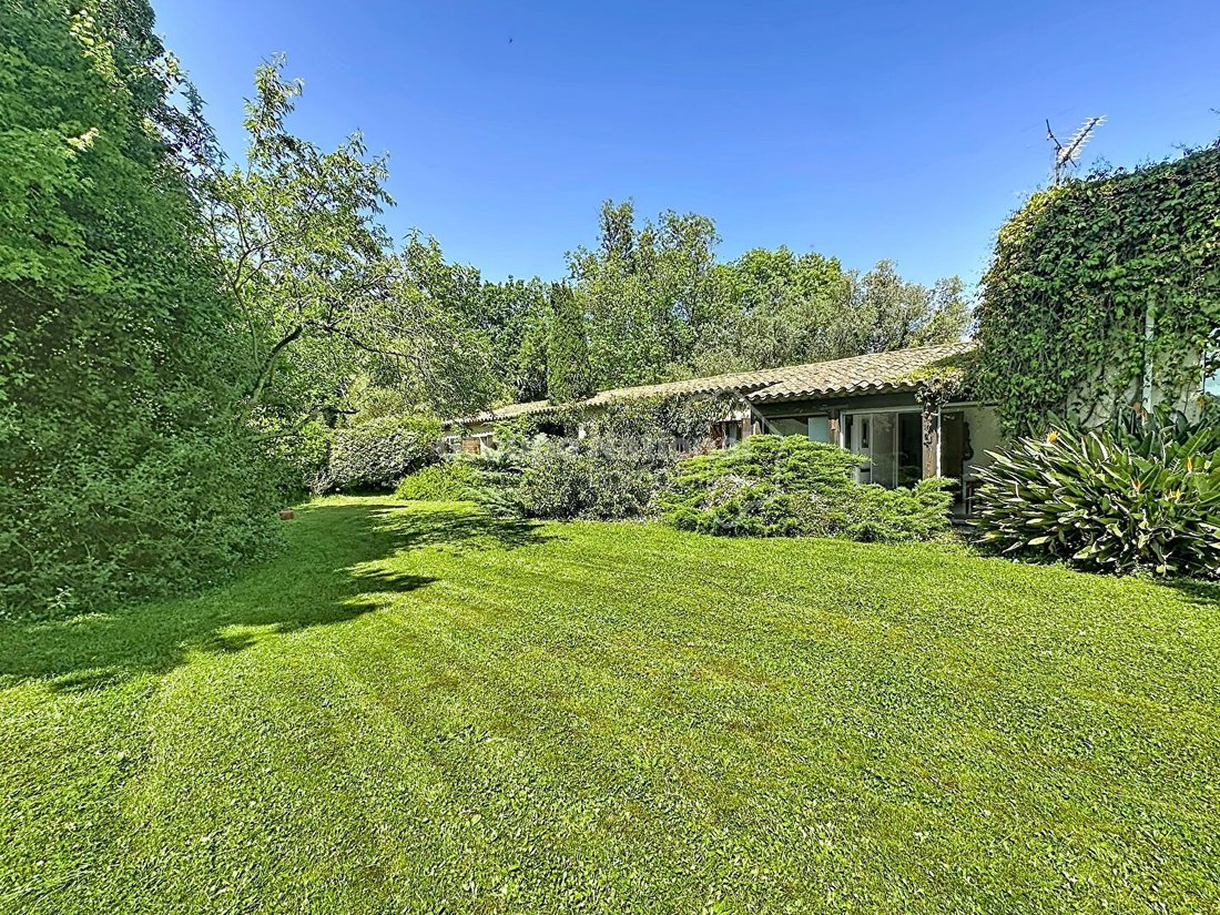 Villa in Mougins, Provence-Alpes-Côte d'Azur, France 2 - 15689753