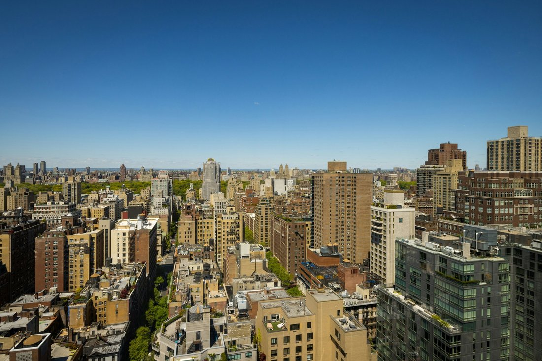 Condo in New York, New York, United States 4 - 17854571