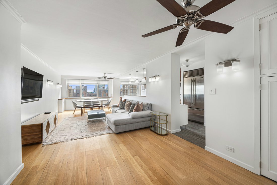 House in New York, New York, United States 2 - 17425490