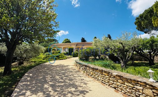 House in Sernhac, Occitania, France 1