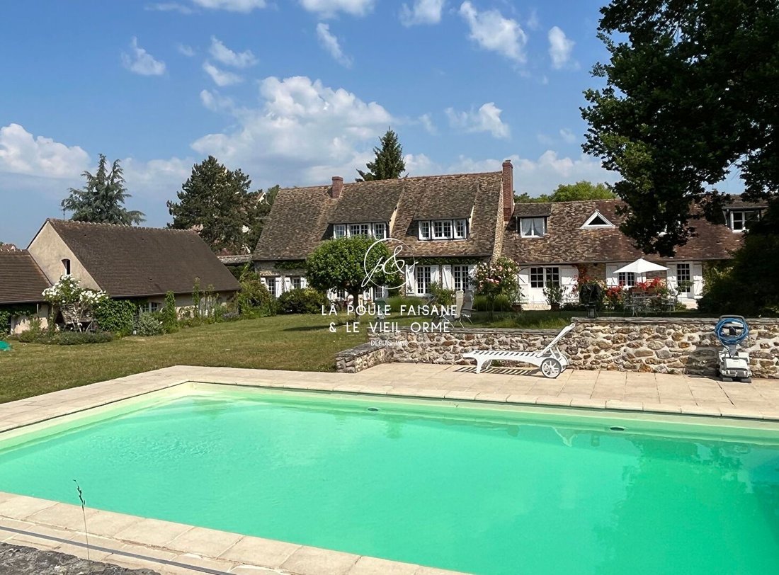 House in Houdan, Ile-de-France, France 2 - 17429250