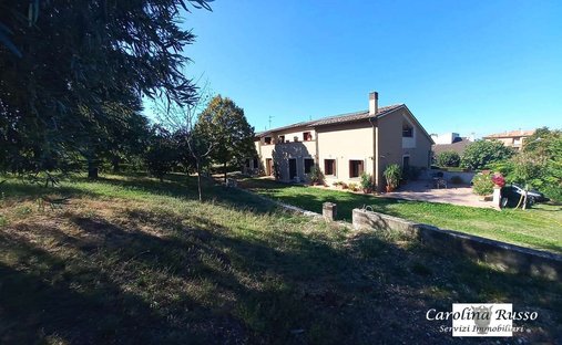 Villa in Assisi, Umbria, Italy 1