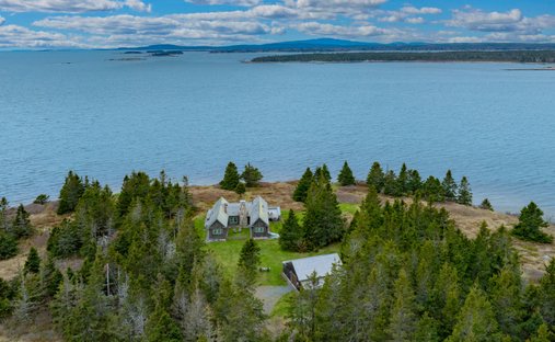House in Steuben, Maine, United States 1