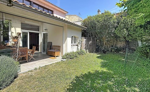 House in Le Lac-Bacalan, Bordeaux, France 1