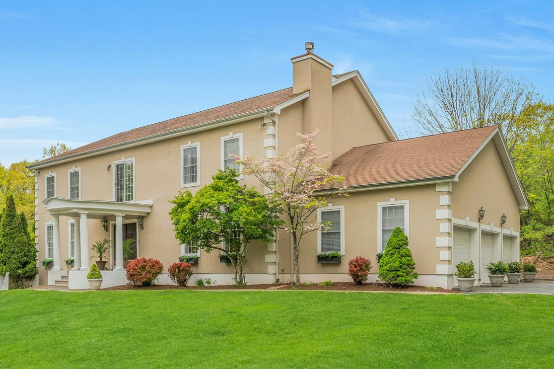 Townhouse in Cedar Grove, New Jersey, United States 1 - 17331875