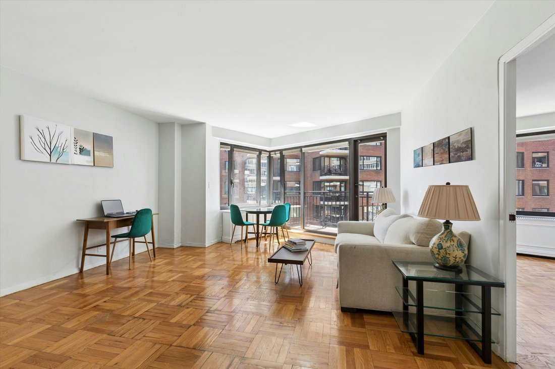 Co Op in New York, New York, United States 1 - 17799203