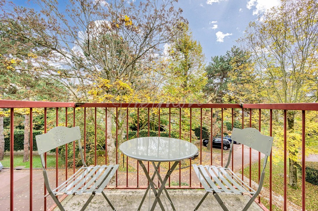 Apartment in Forêt, Saint-Germain-en-Laye, France 1 - 17888866