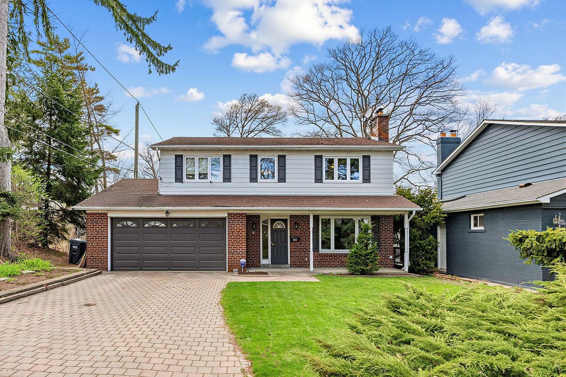 House in Mississauga, Ontario, Canada 2 - 17932189