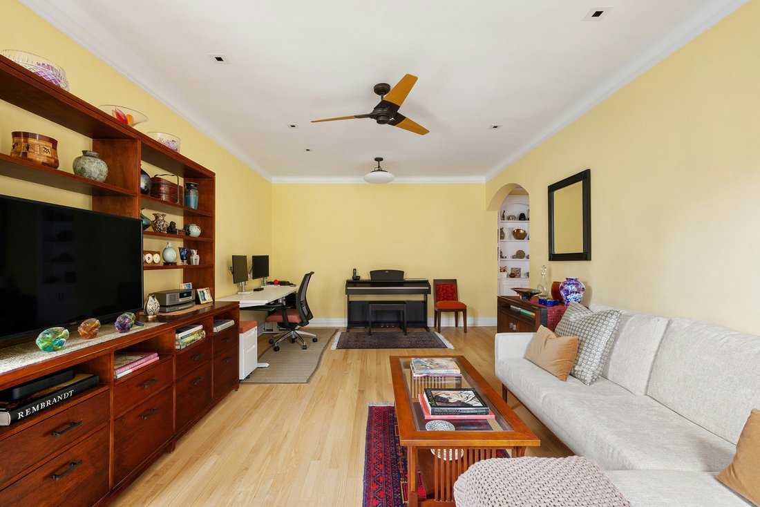 Co Op in New York, New York, United States 2 - 17622389