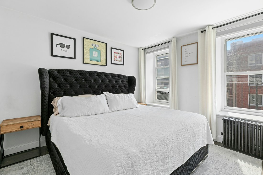 Co Op in New York, New York, United States 4 - 17714305