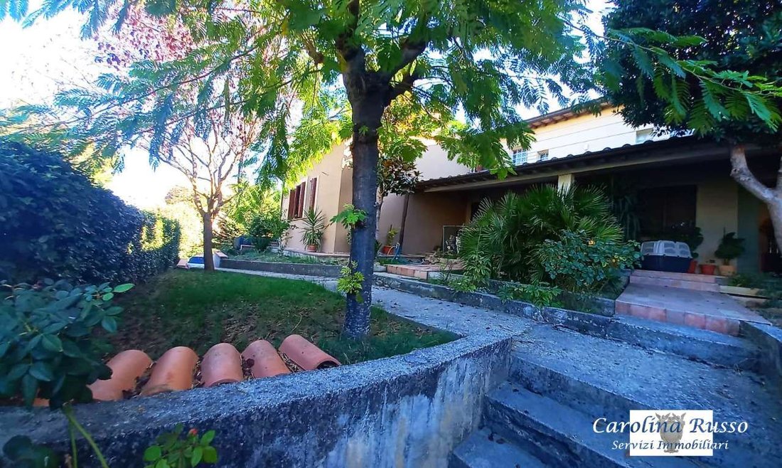 Villa in Assisi, Umbria, Italy 4 - 16623834